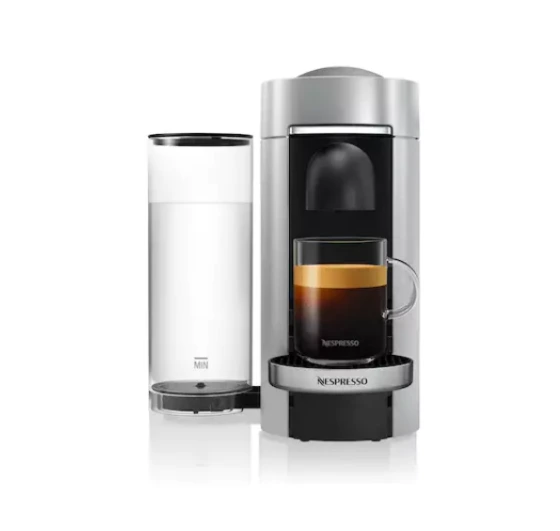 Nespresso Kapselmaschine silber von vorne