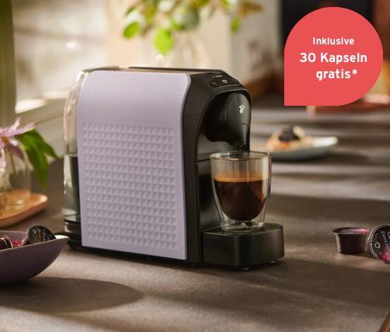 Cafissimo schwarz-weiß, seitlich, mit Kaffeetasse